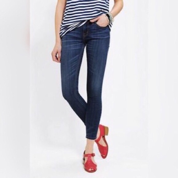 Urban Outfitters Denim - 3/$20 UO BDG MID RISE TWIG ANKLE SKINNY JEANS